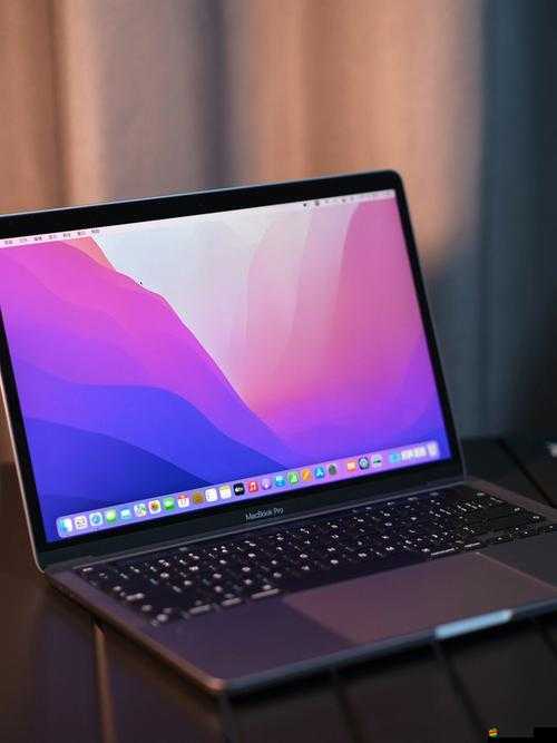 18 歲 MacBook-Pro 高清完整資源陸續上線：滿足您的多樣需求