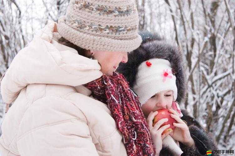 母親とが話しています免費(fèi)：溫馨交流時(shí)刻