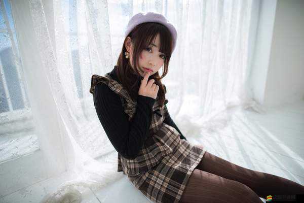 白絲 JK 被后入操逼的極致刺激場景呈現