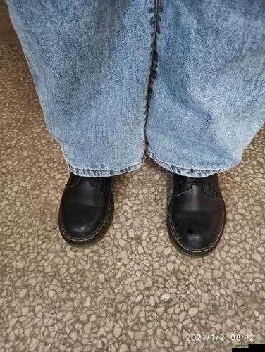 腿分太開(kāi)會(huì)不緊嗎：探討這一現(xiàn)象的原因及影響