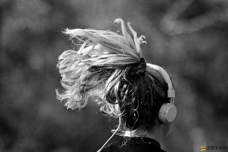 谷露影院歐美性愛：帶你領略不一樣的激情世界