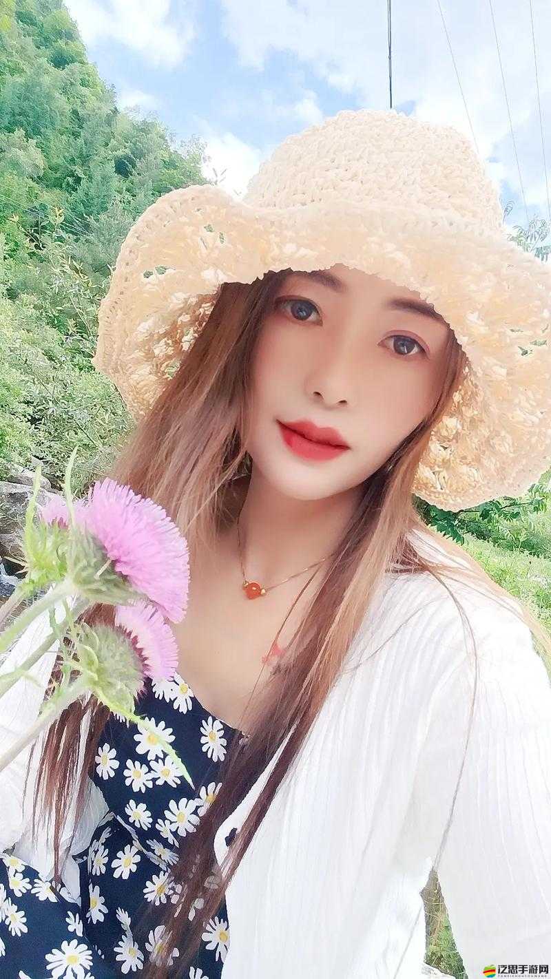 日本豐滿人妻：HDXⅩⅩⅩ 的家庭故事