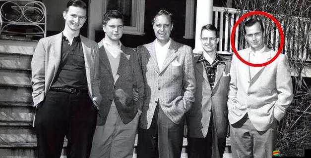 衛(wèi)老爹系列：一部跨越時(shí)空的家族傳奇