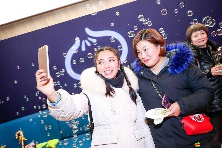 3 個人一同玩 3Q 感簽約人氣挖網紅新玩法