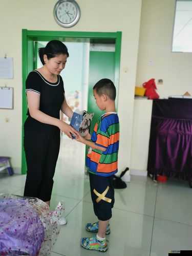 本莊花授母乳：一位母親的無私之愛