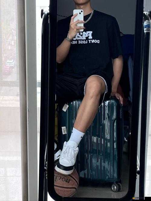 體育生啊你 tm 別了：別再這樣下去要努力向前沖啊