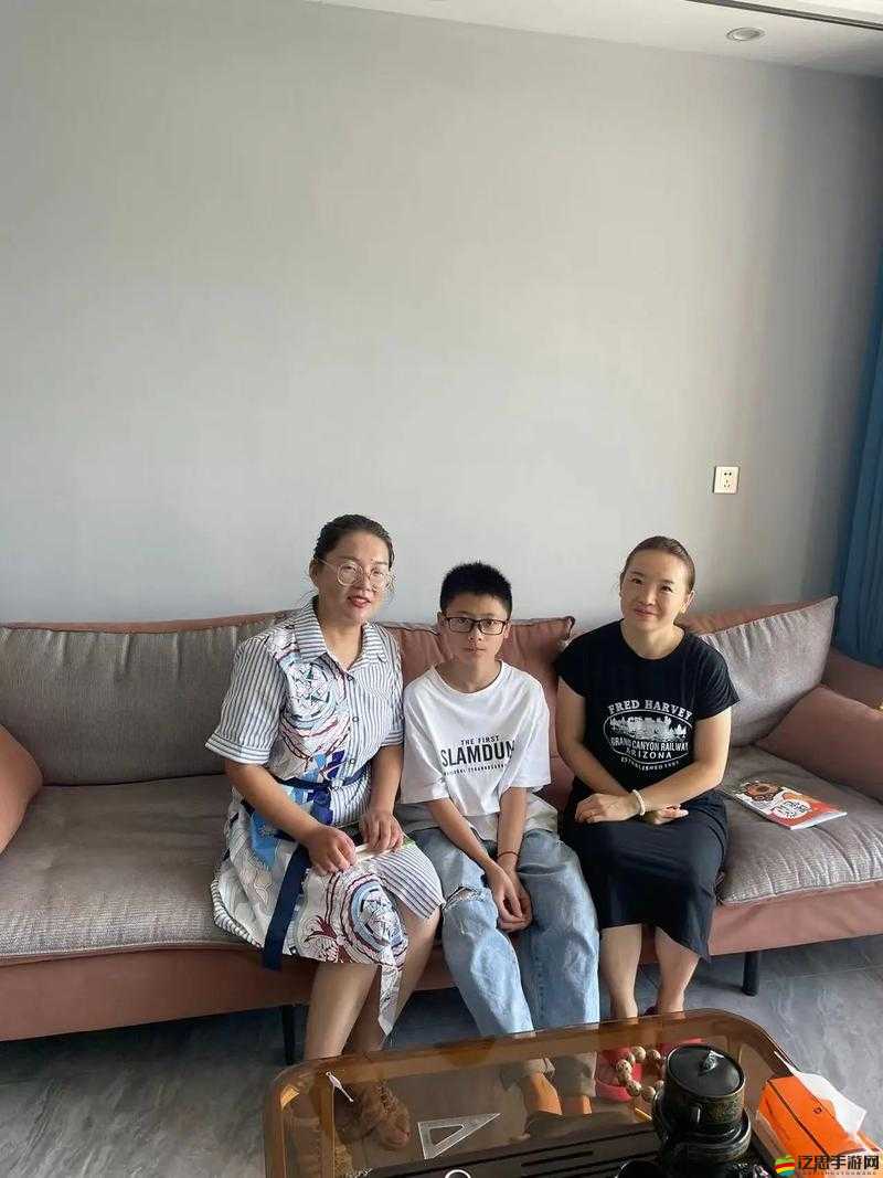 麻花傳媒沈芯語老師家訪：家校溝通的橋梁