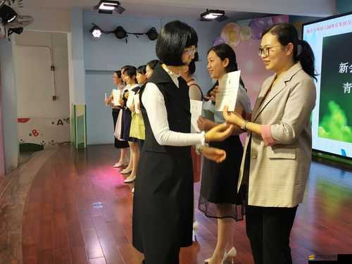 媽媽與女兒攜手共赴精彩，齊上陣展別樣風(fēng)采