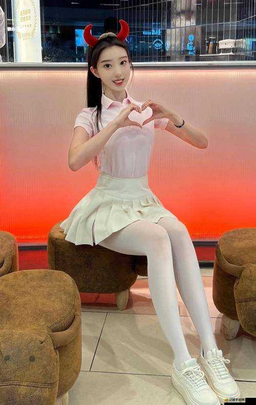 爆插白絲美女極致誘惑畫面震撼來襲