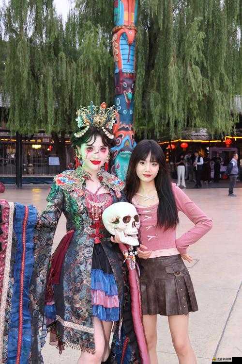 女主意外穿越至 18 游戲成為 NPC 開啟奇妙之旅