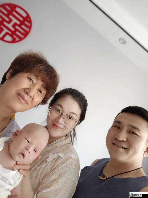 她開始慢迎迎合徐平雪周玉梅一起去追尋心中的夢想