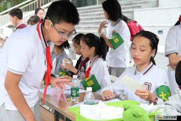 超級凌亂的校園運動會：一場充滿意外和驚喜的青春狂歡