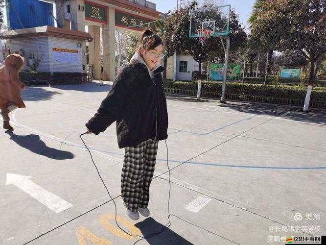 伽羅腿法嫻熟，身姿矯健如燕：腳法圖片震撼呈現