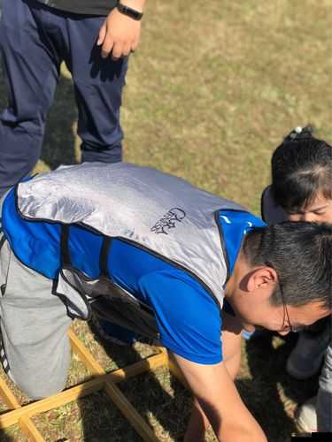 ABW-311 執行官帶領團隊創造輝煌成就的傳奇故事