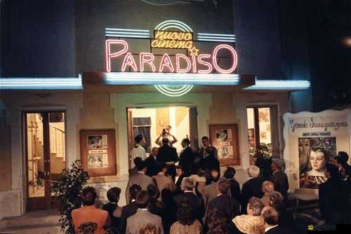 逃出速8酒店后，這場尋找隱藏彩蛋的奇妙冒險會成功嗎？