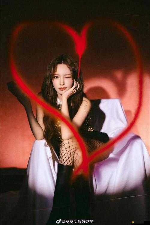 程瀟被誘到爽，高潮痙攣，深陷欲望漩渦的禁忌之夜！